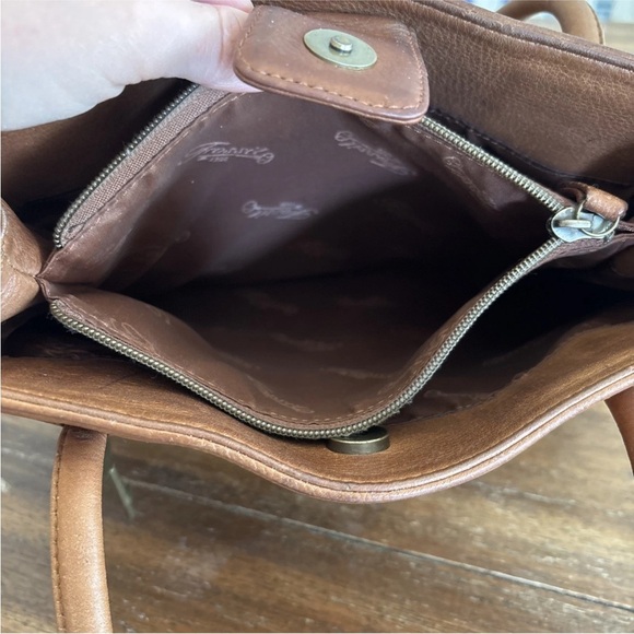 Brown Leather Fossil Shoulder Handbag Bag 75082 Purse with Key - Picture 16 of 16